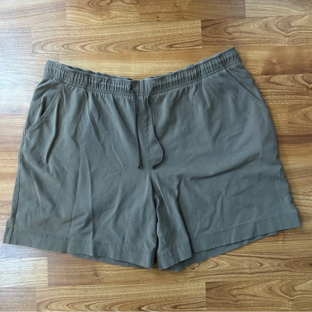 4/$15 Karen Scott brown cotton shorts size Large